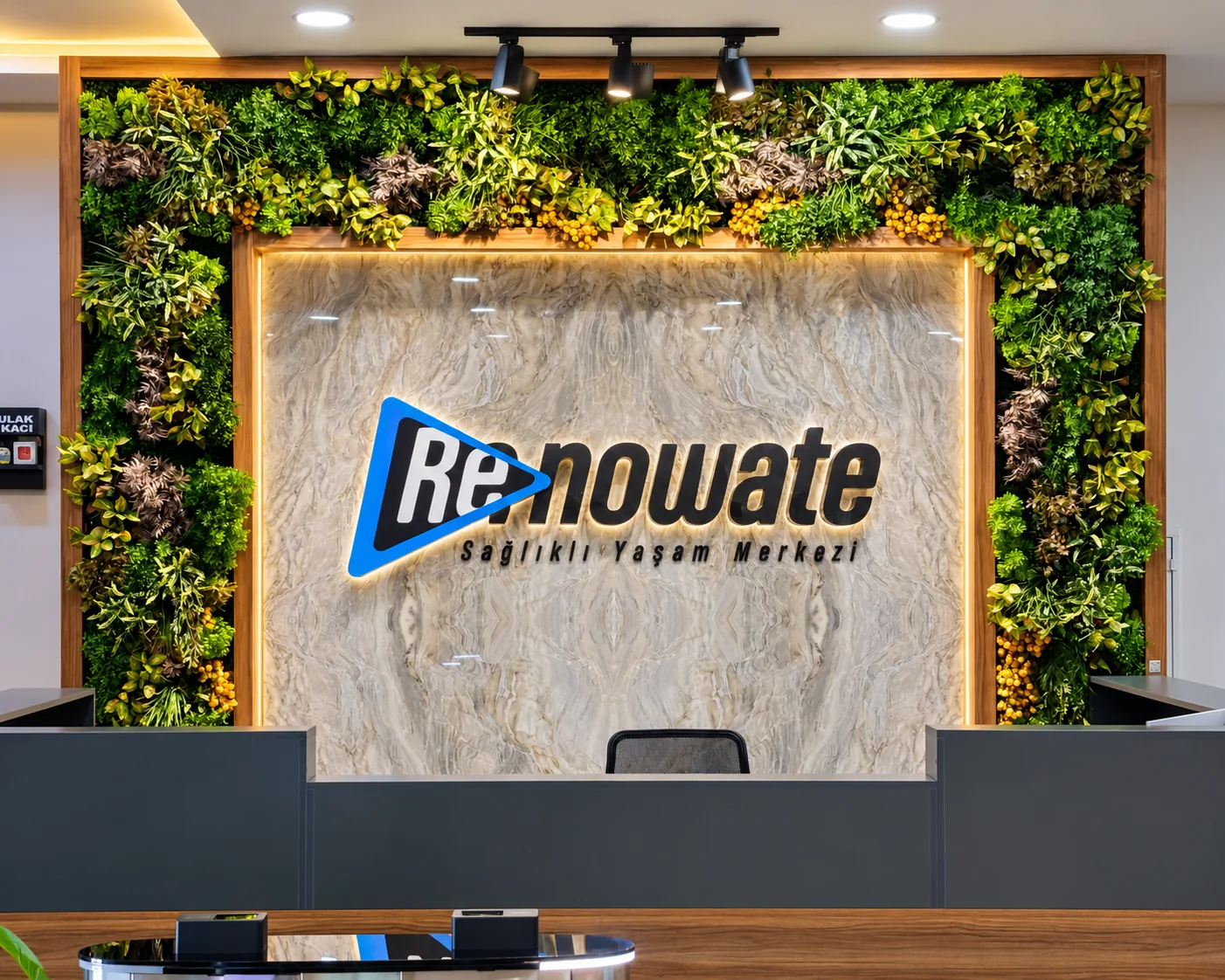 Renowate resepsiyon alanı